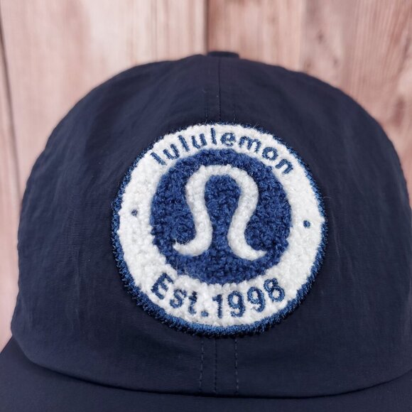*FLAW READ* Lululemon Womens Baller Hat Logo Patch Navy Blue Fits Small - Picture 8 of 16